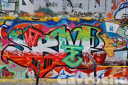 Graff écriture vert blanc rouge Graff écriture vert blanc rouge