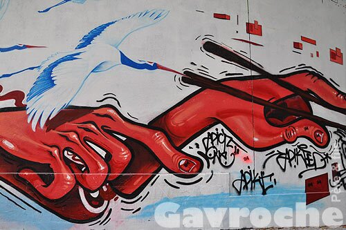 Vestige de la fresque pour le Japon - baguettes et oiseaux Vestige de la fresque pour le Japon - baguettes et oiseaux